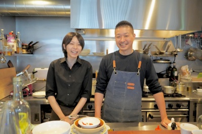 店主の成田智也・茉祐子さん