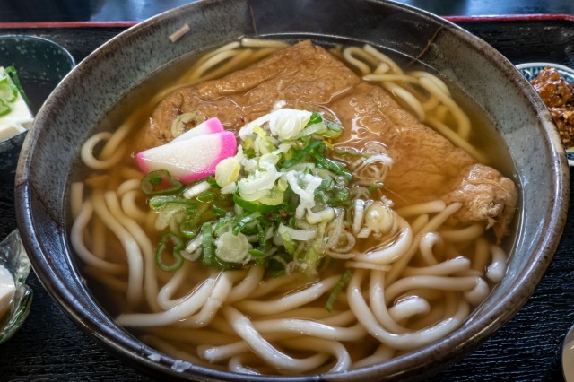 芭蕉称賛300年　小松うどん特集